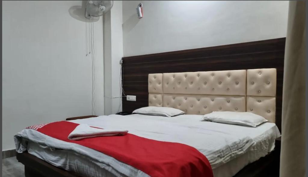 Hill Stone Mussorie Hotel Mussoorie Eksteriør billede
